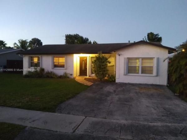 Twin Lakes, 11301 NW 31st St, Sunrise, Florida 33323, image 2