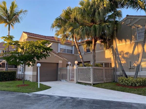 Embassy Courts, 10993 Chandler Dr, Cooper City, Florida 33026, image 2