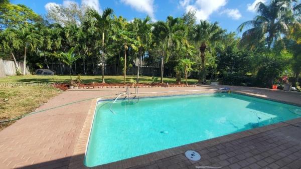 Shady Lane, 14805 SW 97th Ct, Kendall, Florida 33176, image 2