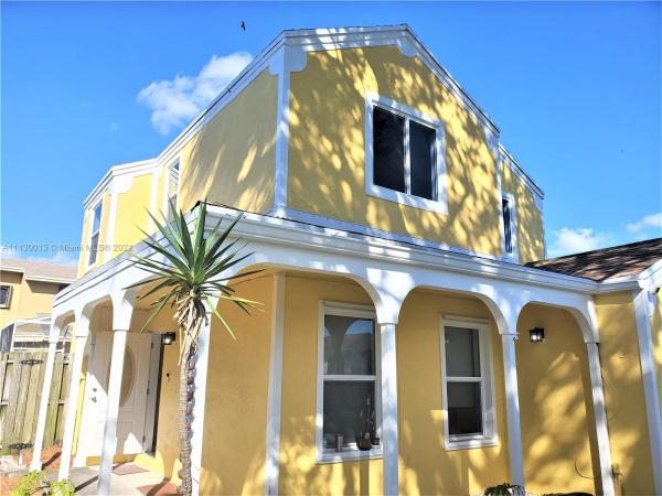 Catalina West, 10067 SW 222nd St, Cutler Bay, Florida 33190, image 2