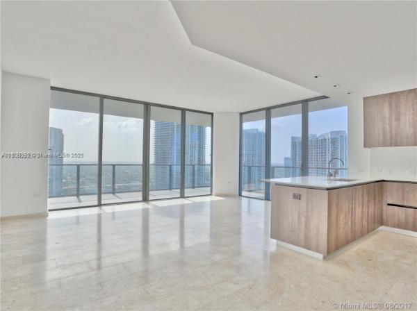 Reach Brickell City Centre, 68 SE 6th St #2612, Miami, Florida 33131, image 2