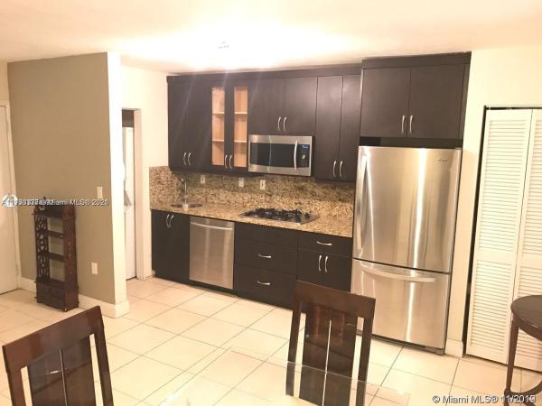 Hideaway, 7901 SW 64th Ave #15, South Miami, Florida 33143, image 2