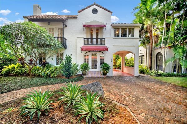 Granada, 414 Majorca Ave, Coral Gables, Florida 33134, image 2