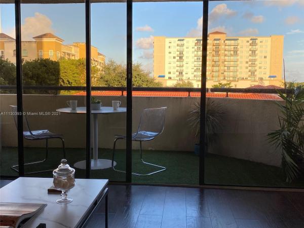 Gables Park Tower, 911 E Ponce De Leon Blvd #501, Coral Gables, Florida 33134, image 2