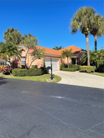 Waterford At Crystal Pointe, 2671 Mikasa Dr, Palm Beach Gardens, Florida 33410, image 2