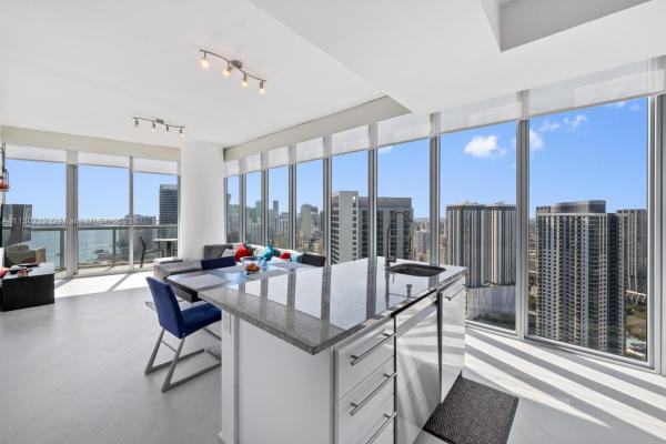 MarinaBlue, 888 Biscayne Blvd #4501, Miami, Florida 33132, image 2