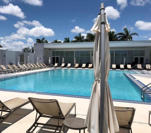 One Fifty One At Biscayne, 15051 Royal Oaks Ln #1803, North Miami, Florida 33181, image 2
