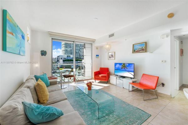 The Cosmopolitan Residences On South Beach, 110 Washington Ave #1611, Miami Beach, Florida 33139, image 2