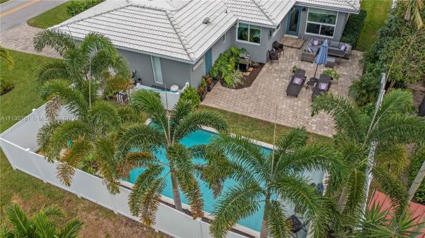 Middle River Estates, 1600 NE 28th Dr, Wilton Manors, Florida 33334, image 2