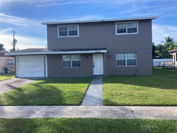 Gramercy Park, 5070 Marion Pl, West Palm Beach, Florida 33407, image 2