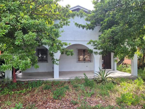 Hialeah Residential, 494 E 44th St, Hialeah, Florida 33013, image 1