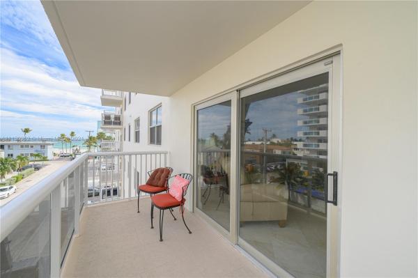 Hyde Park Towers, 1801 S Ocean Dr #402, Hollywood, Florida 33019, image 2