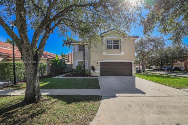 Gardens At Huntington, 4631 SW 152nd Ter, Miramar, Florida 33027, image 2