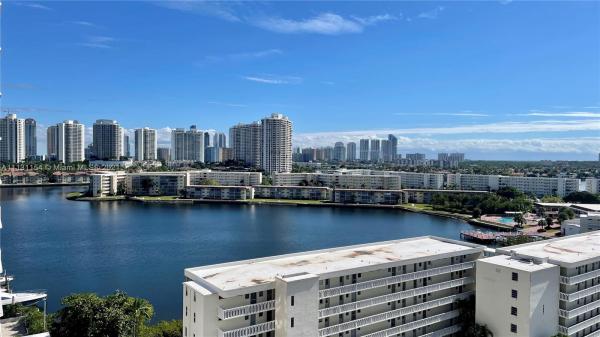Del Prado South Towers, 18031 Biscayne Blvd #1203-3, Aventura, Florida 33160, image 2