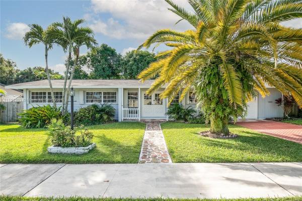 Orchard Estates, 9220 SW 178th Ter, Palmetto Bay, Florida 33157, image 1