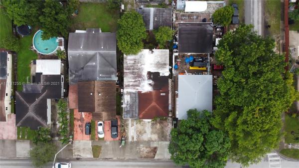 Industrial Center, 709 W 33rd St, Hialeah, Florida 33012, image 1