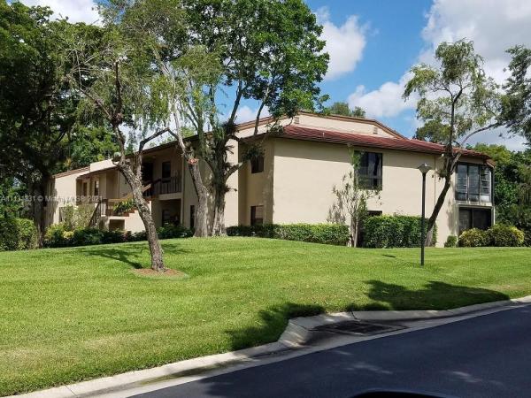 Fairways Of Boca Lago, 8320 Casa Del Lago, Boca Raton, Florida 33433, image 2