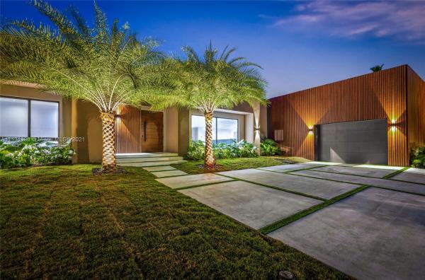 Bay Heights, 223 S Shore Dr, Miami, Florida 33133, image 2