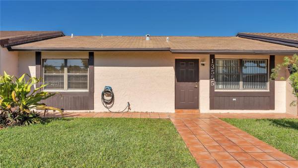 San Sebastian Townhouses, 13555 SW 49th Ter, Kendale Lakes, Florida 33175, image 2