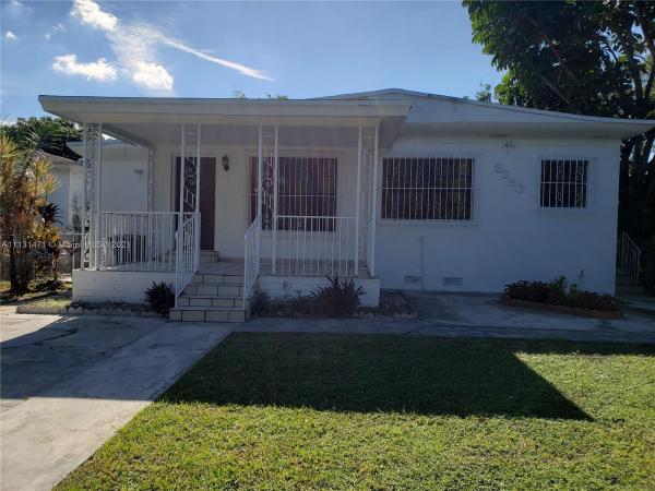 Grapeland Manor, 3250 NW 13th Ter, Miami, Florida 33125, image 2