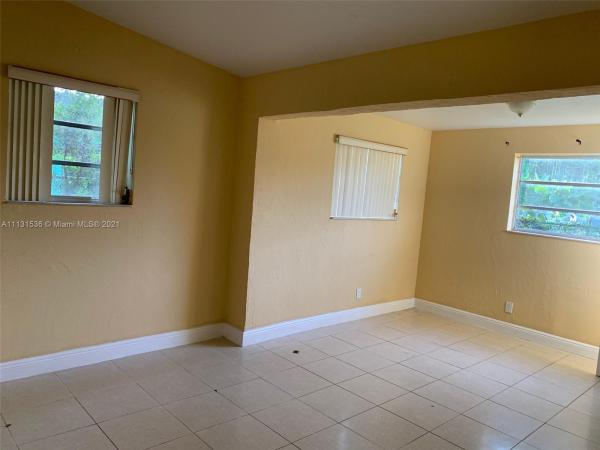 Dixie Heights Gardens, 10347 SW 173rd St, West Perrine, Florida 33157, image 2