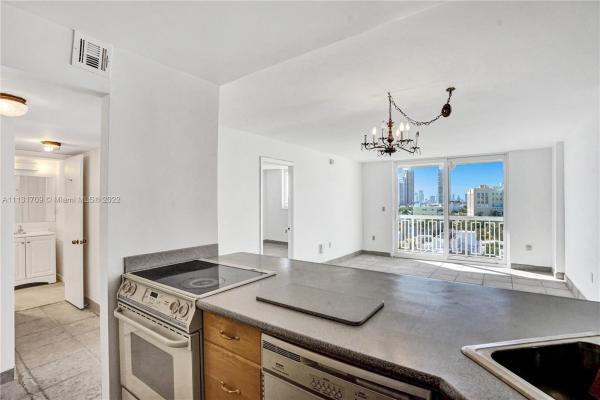The Presidential, 401 Ocean Dr #804, Miami Beach, Florida 33139, image 2
