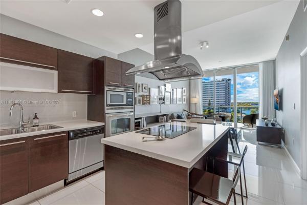 Eloquence On The Bay, 7930 East Dr #707, North Bay Village, Florida 33141, image 2