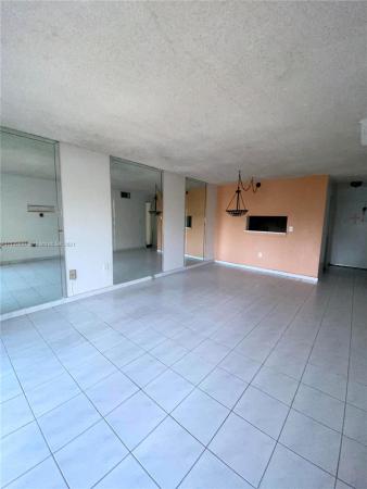Castillian Club, 9405 W Flagler St #D207, Fountainebleau, Florida 33174, image 2