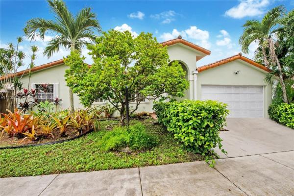Green Estates, 14534 SW 110th St, The Hammocks, Florida 33186, image 2