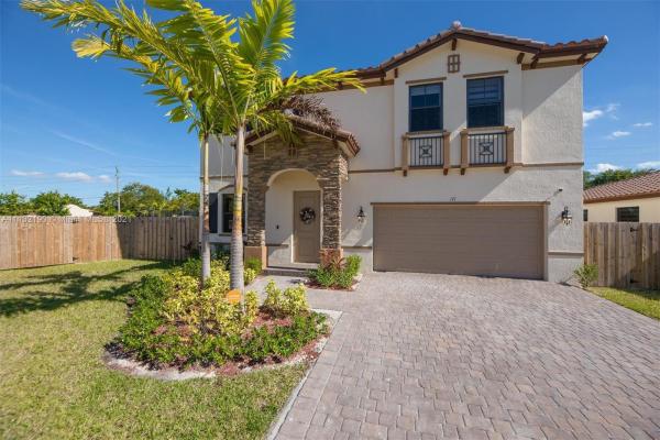 Kingman Commons, 171 SE 27th Ter, Homestead, Florida 33033, image 2