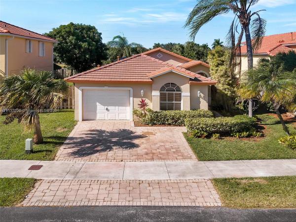 Victoria Parc, 14590 SW 156th Ave, Country Walk, Florida 33196, image 2