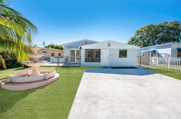 Fulford By The Sea, 2182 NE 174th St, North Miami Beach, Florida 33162, image 2