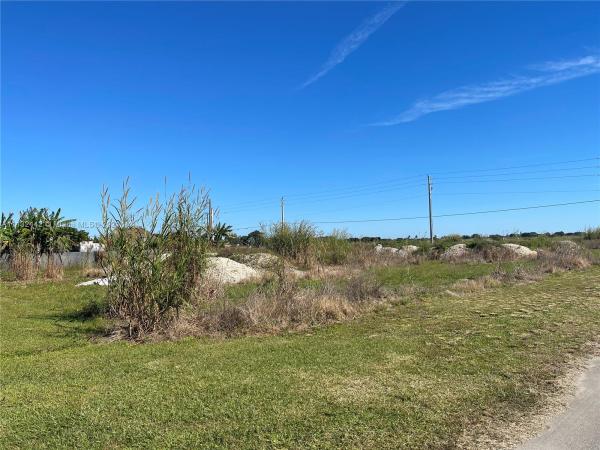 Montclair Country Estates, 19701 SW 325th St, Redland, Florida 33030, image 1