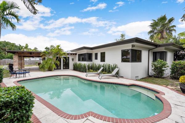 Nautilus, 940 W 48th St, Miami Beach, Florida 33140, image 2