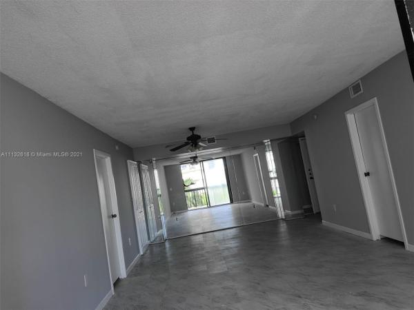 Brickell Bay Club, 2333 Brickell Ave #504, Miami, Florida 33129, image 2