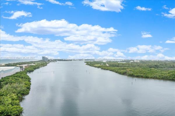 Arlen House Central, 300 Bayview Dr #1112, Sunny Isles Beach, Florida 33160, image 2