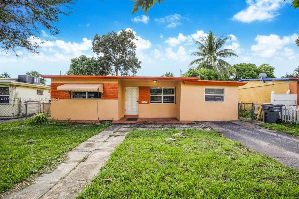 Beverly Park, 6024 Dewey St, Hollywood, Florida 33023, image 2