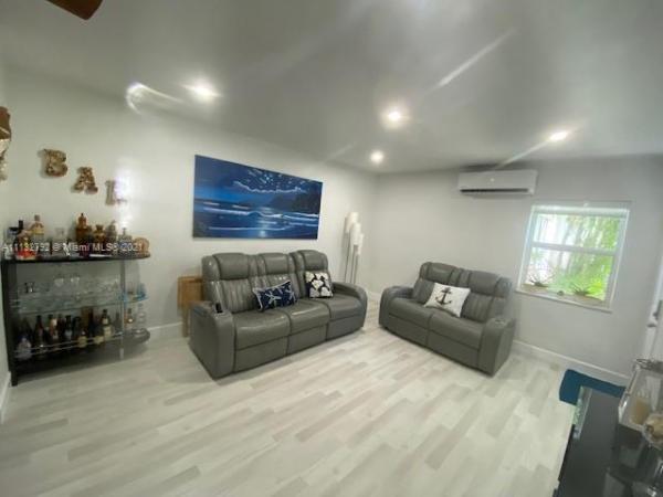 Anthony Gardens, 10072 E Bay Harbor Dr #72B, Bay Harbor Islands, Florida 33154, image 1