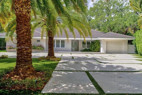Bay Heights, 149 W Shore Dr W, Miami, Florida 33133, image 1