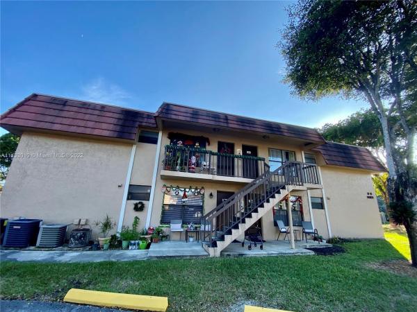Heron At The Hammocks, 14851 SW 104th St #11-14, The Hammocks, Florida 33196, image 2