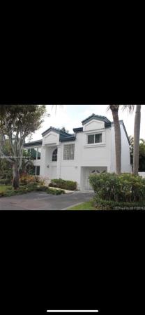 San Simeon, 351 NE 212th St, Ives Estates, Florida 33179, image 2