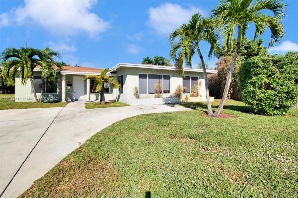 Hillsboro Estates, 1851 NE 27th St, Lighthouse Point, Florida 33064, image 1