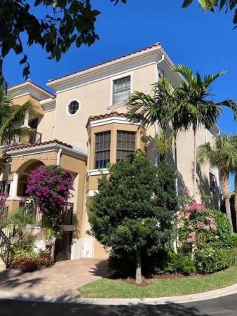 Casa Del Sol Of Tequesta, 506 Del Sol Cir, Tequesta, Florida 33469, image 1