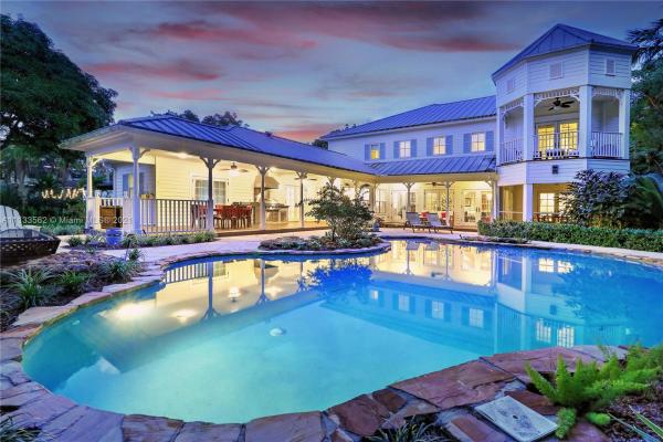 Martin Suburban Acres, 9940 SW 60th Ct, Pinecrest, Florida 33156, image 2