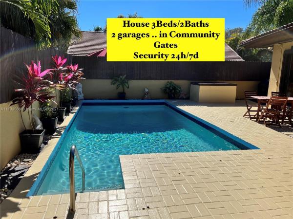 California Club Homes, 1030 NE 202nd Ter, Ives Estates, Florida 33179, image 1