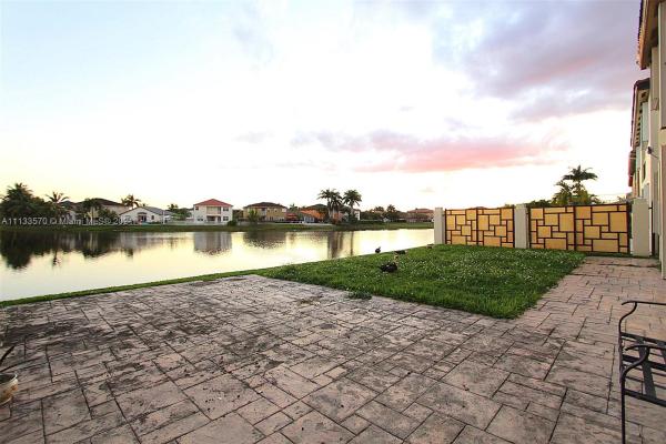 15326 SW 11th St, Unincorporated Dade County, Florida 33194, image 2