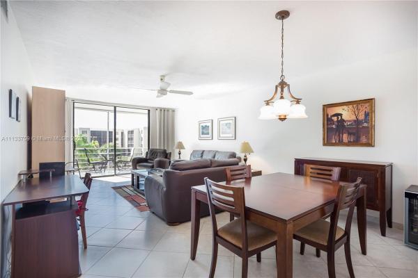 Somerset, 2871 Somerset Dr #316, Lauderdale Lakes, Florida 33311, image 2