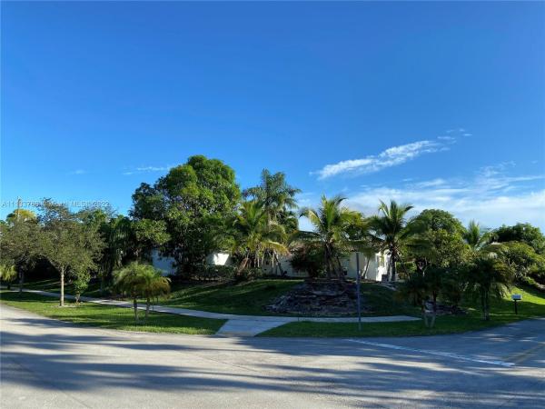 Herman Hills, 17601 SW 91st Ave, Palmetto Bay, Florida 33157, image 1