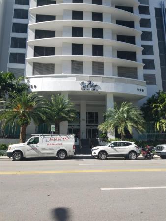 The Plaza On Brickell East, 950 Brickell Bay Dr #1204, Miami, Florida 33131, image 2
