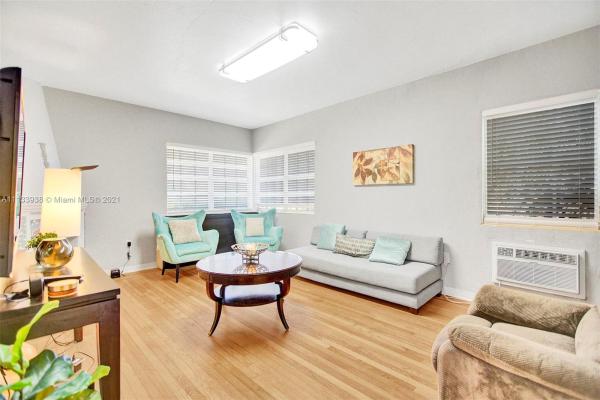 St Remy, 1309 Euclid Ave #6, Miami Beach, Florida 33139, image 2